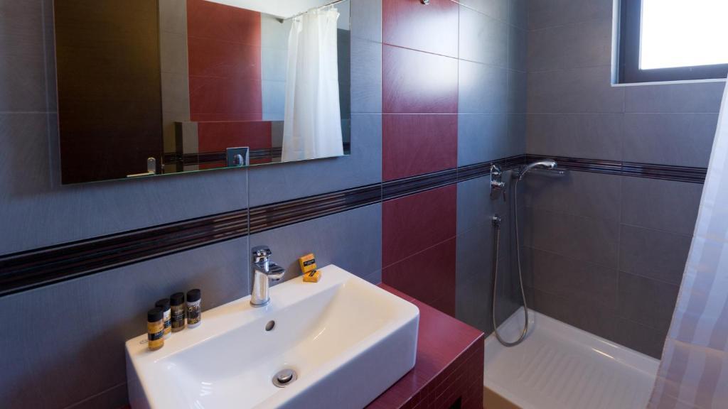 נאפפליו Aenaon Rooms חדר תמונה