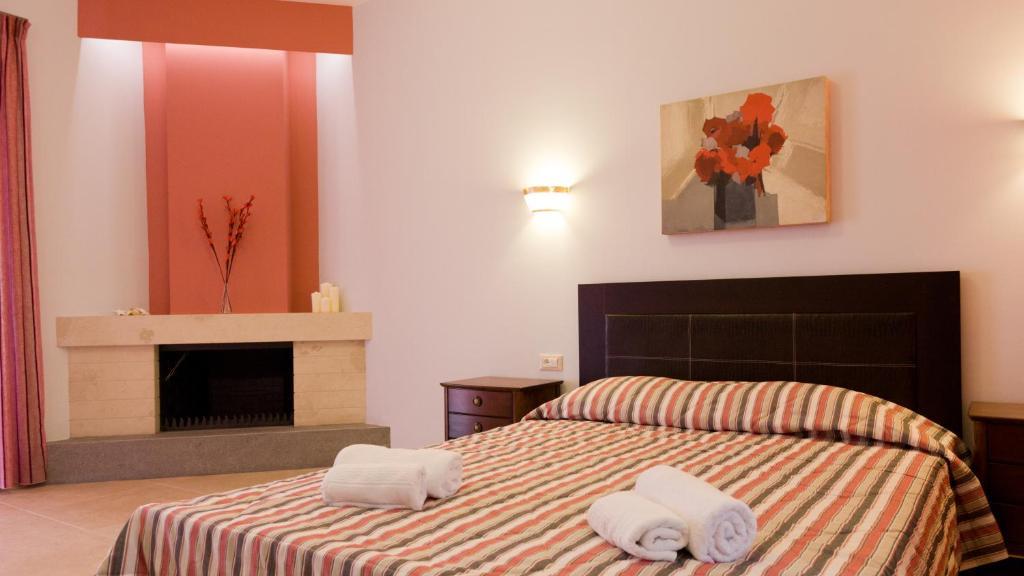 נאפפליו Aenaon Rooms חדר תמונה